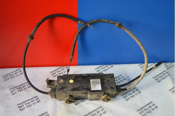 Módulo del freno de estacionamiento electromecánico 8200734628 Renault (RVI)
