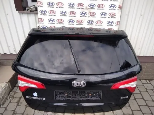 Piloto trasero interior izquierdo 924052P600 Hyundai/Kia
