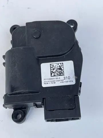 Actuador de compuerta de la calefacción Tesla Model 3 5YJ3