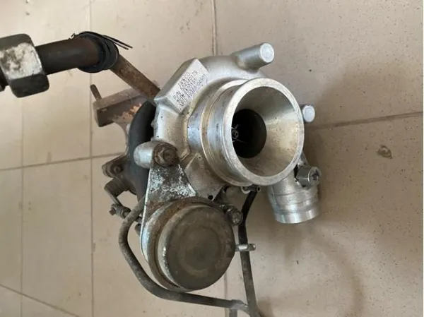 Turbocompresor 504340179 Iveco