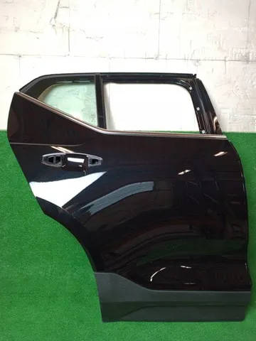 Puerta trasera derecha 32133740 Volvo