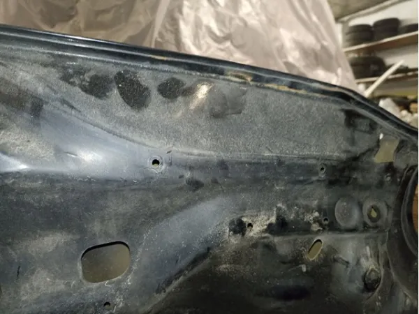 Capó Mitsubishi Galant IX