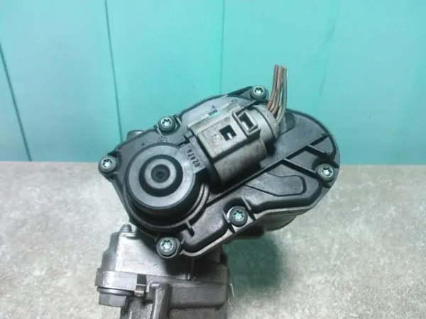 Válvula EGR 8200796571 Renault (RVI)