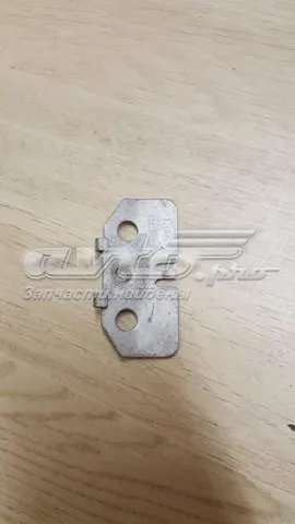 Soporte de parachoques trasero central VAG 8K0807277