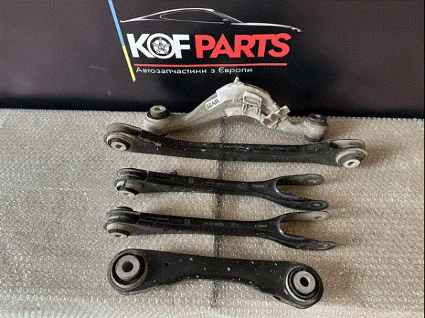 Brazo inferior trasero izquierdo/derecho 33326893528 BMW
