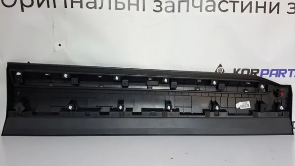 Moldura de puerta delantera izquierda 87721S1200SCR Hyundai/Kia