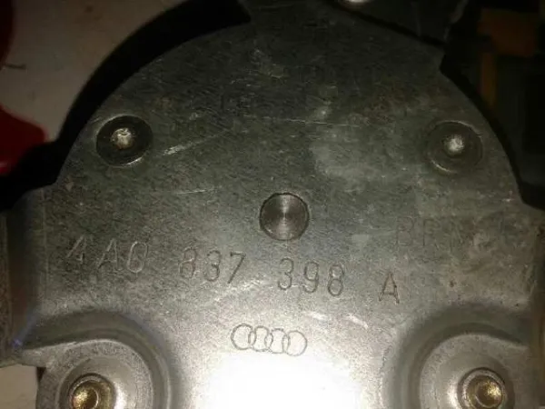 Mecanismo de elevalunas delantero derecha 4A0837398A VAG