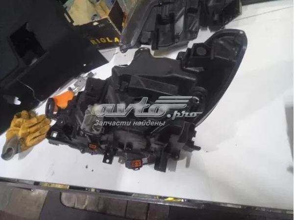Faro derecho GMN351031D Mazda