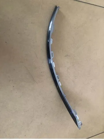 Moldura de parachoques trasero izquierdo HYUNDAI 86691N7010