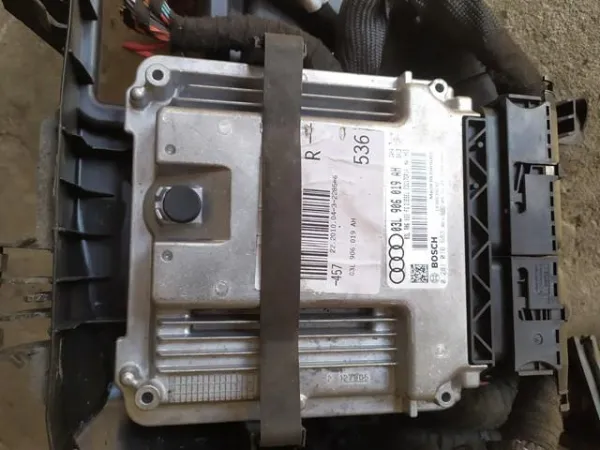 ECU 03L906019AH VAG