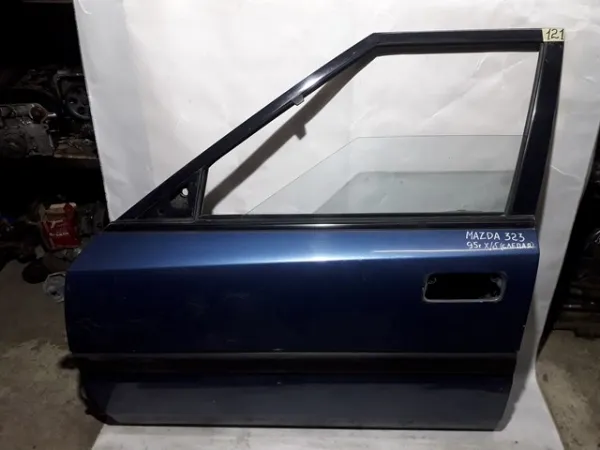 Puerta delantera izquierda Mazda 323 F IV