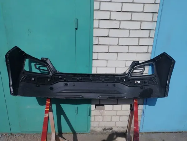 Parachoques trasero 86610J9000 Hyundai/Kia