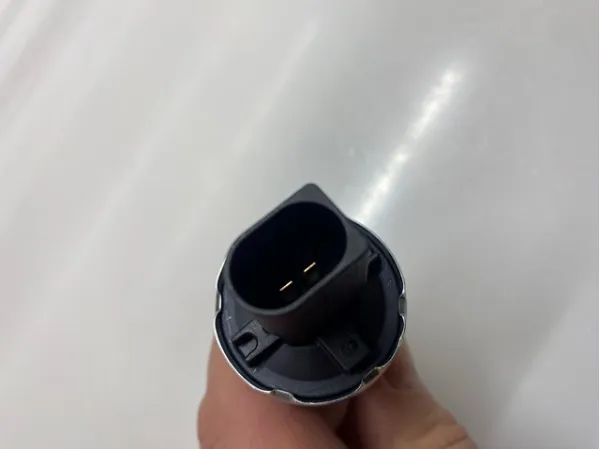 Regulador de presión de combustible 5WS40730 Continental/Siemens