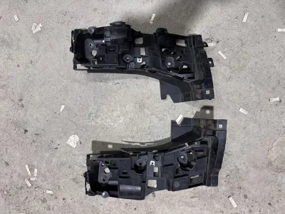 Soporte de parachoques trasero exterior derecho BMW 51128069902