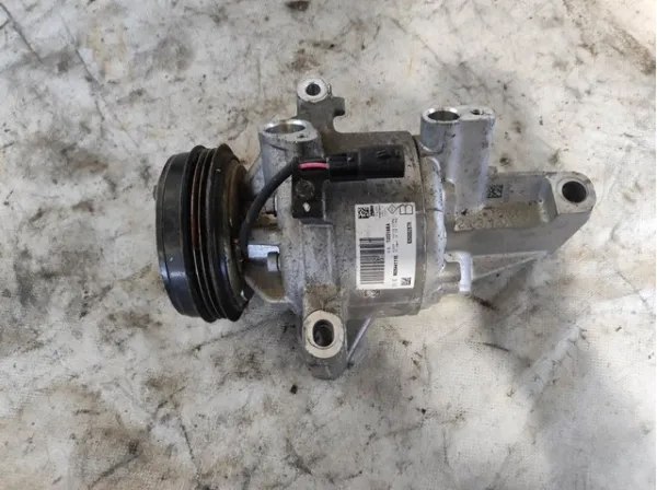 Compresor de aire acondicionado 926000287R Nissan/Infiniti
