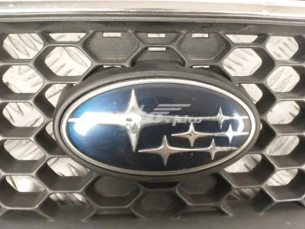 Parrilla Subaru Legacy III