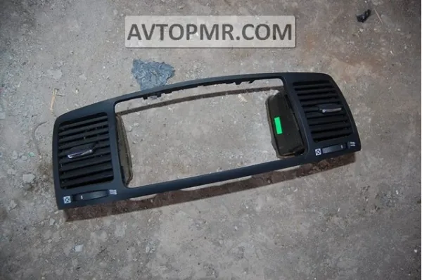  Panel revestimiento salpicadero Toyota Corolla 