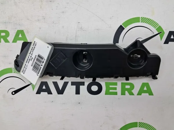 Soporte de parachoques delantero izquierdo 622236RA0A Nissan/Infiniti