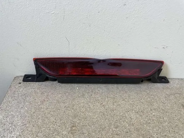 Tercera luz de freno Dodge Caliber SE