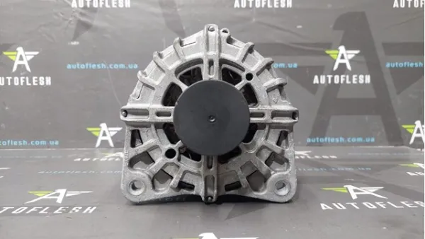 Alternador 231007317R Renault (RVI)