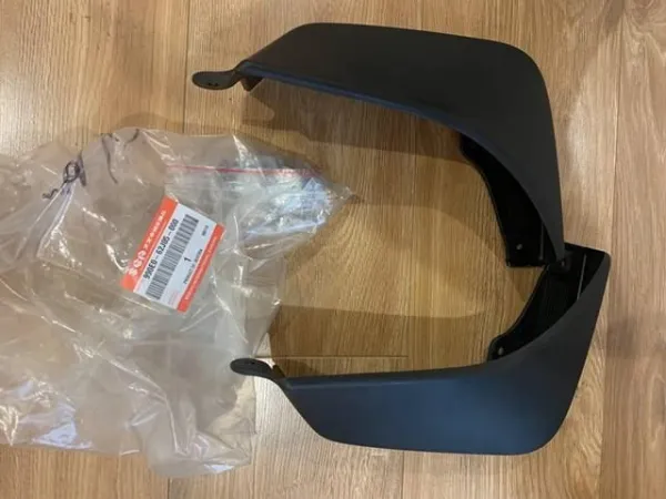 Kit de faldillas guardabarro traseros Suzuki Swift III