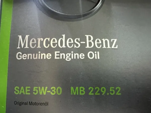 Aceite de motor 000989330913ABDE Mercedes