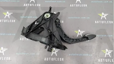 Pedal embrague VAG 5Q1721321C