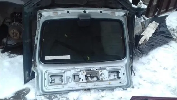 Puerta trasera KIA Sportage I