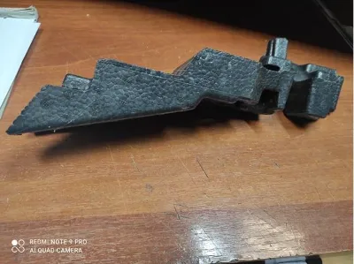 Soporte de absorbente parachoques trasero izquierdo VAG 80A807665