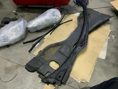 Vierteaguas VAG 4G1819403B