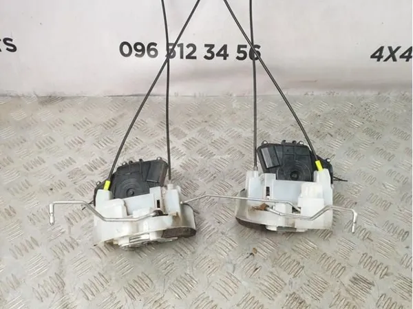 Cerradura Subaru Forester III