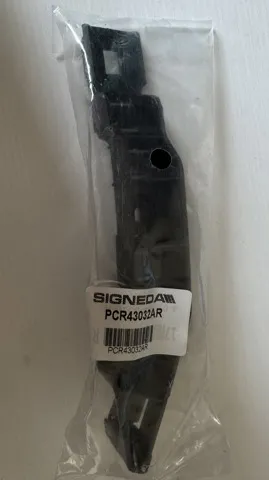 Soporte de parachoques delantero derecho PCR43032AR Signeda