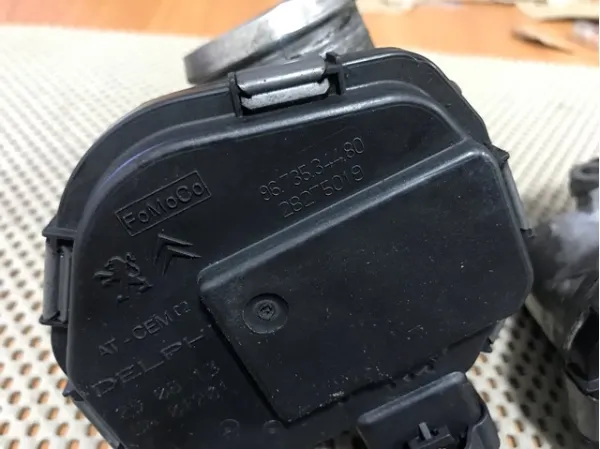 Cuerpo de mariposa 9673534480 Peugeot/Citroen