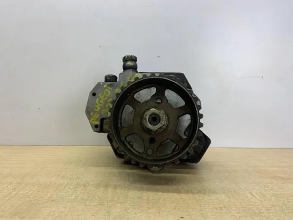 Bomba inyectora 0445010042 Bosch