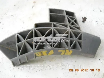 Soporte de guía para parachoques trasero, izquierda TOYOTA 5256360021