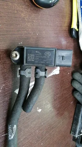 Sensor de presion gases de escape G4D35L200AB Jaguar
