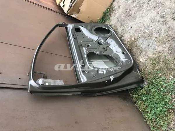 Puerta delantera izquierda Seat Leon III