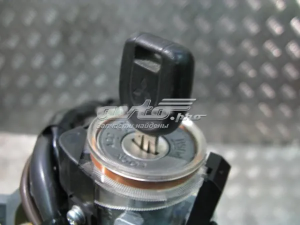 Bombín de arranque Mitsubishi Pajero SPORT I