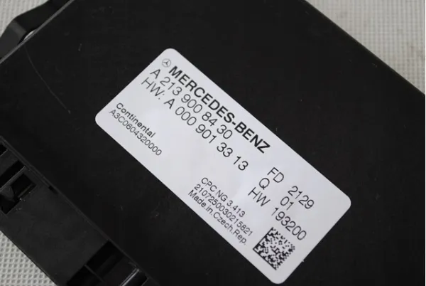 Módulo de control electrónico de la transmisión automática A2139008430 Mercedes