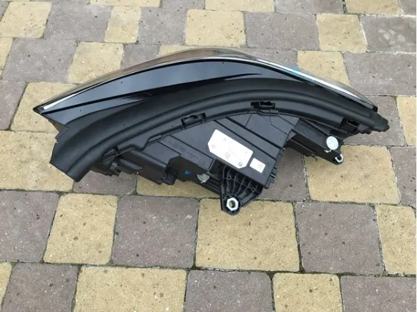 Faro derecho 63115A64424 BMW