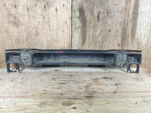 Refuerzo parachoque delantero Subaru Forester I