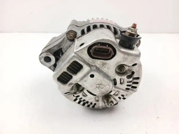Alternador YLE101500 Rover