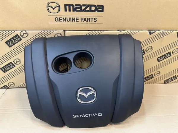 Tapa motor Mazda CX-30 DM