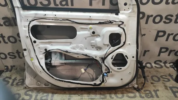 Puerta delantera izquierda para Peugeot 4007  GP