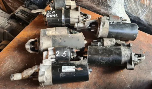 Motor de arranque 059911023 VAG