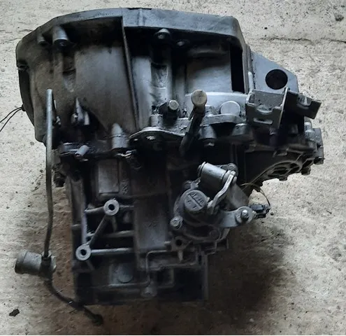 Caja de cambios ND0102 Renault (RVI)