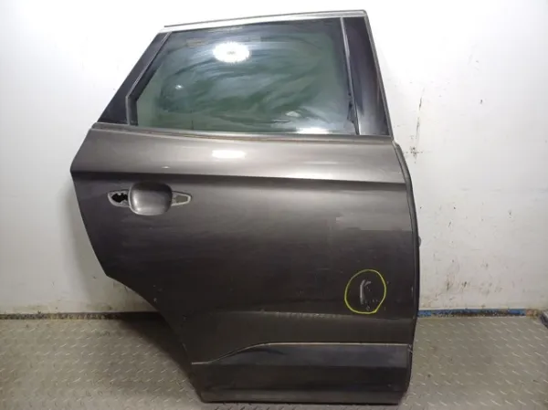 Puerta trasera derecha YP00119880 Peugeot/Citroen