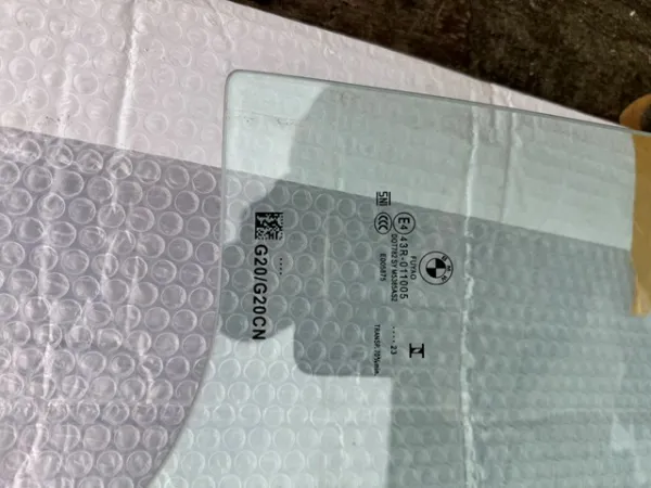 Cristal de puerta trasera izquierda 51357497105 BMW