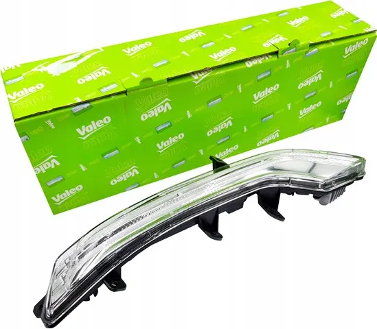 Luz diurna derecha 047703 VALEO