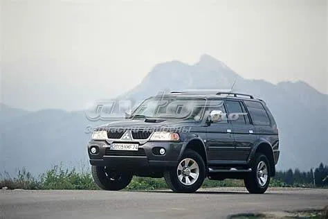 Moldura de parabrisas GS3737P153X FPS